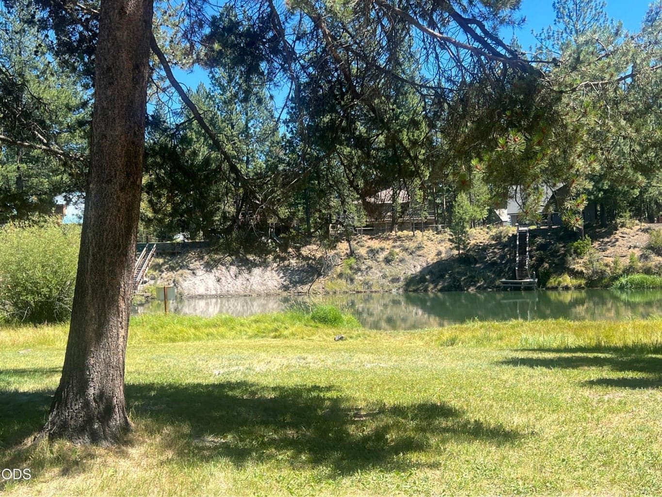 Photo of 17065 Oxnard Road 26 of 47