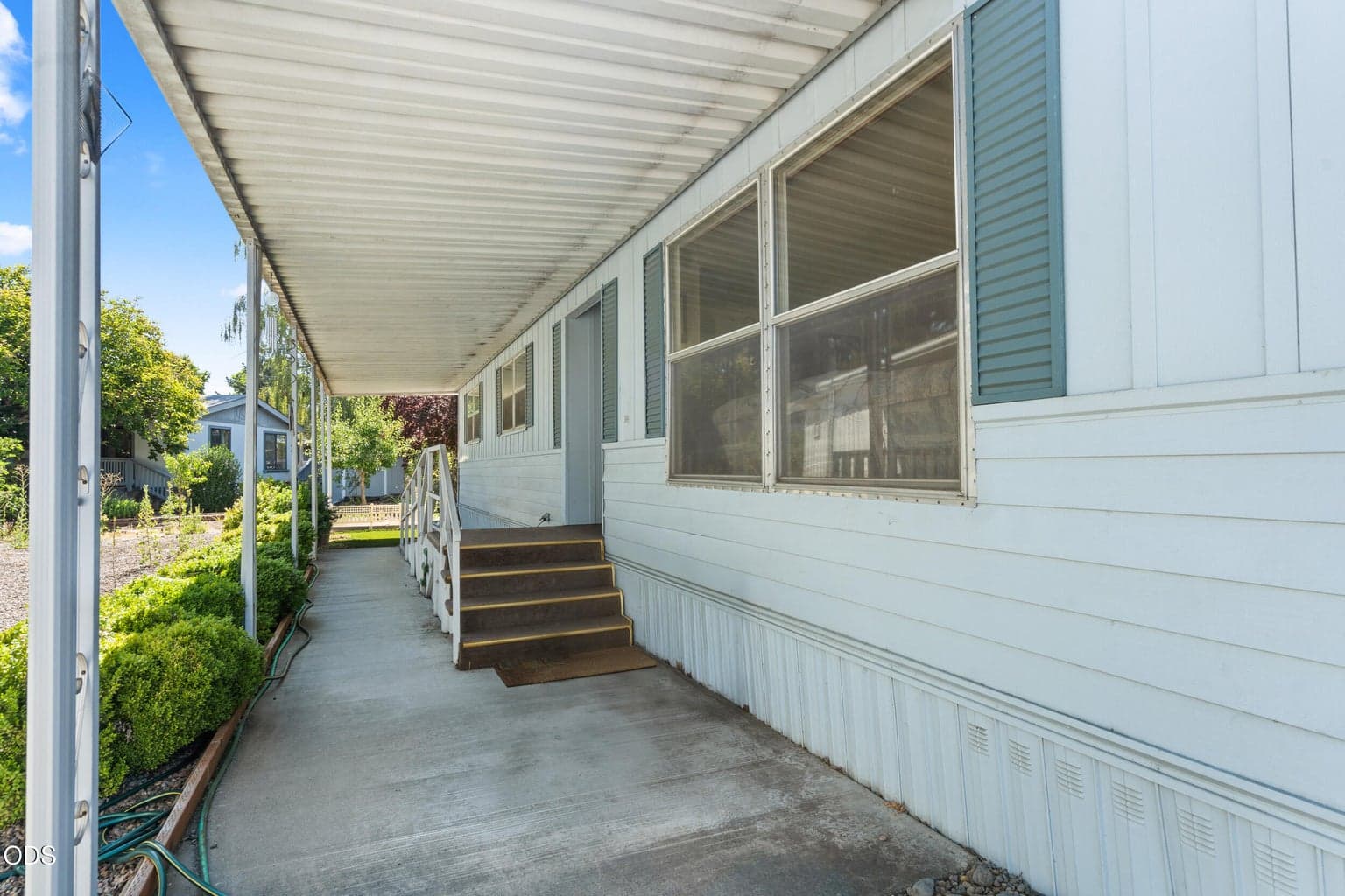 Photo of 119 Briarwood Way 2 of 17