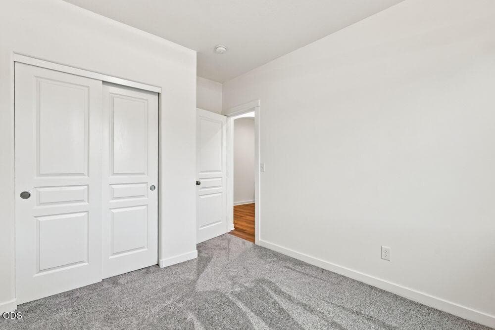 Photo of 2502 NW Glen Oak Avenue 29 of 35