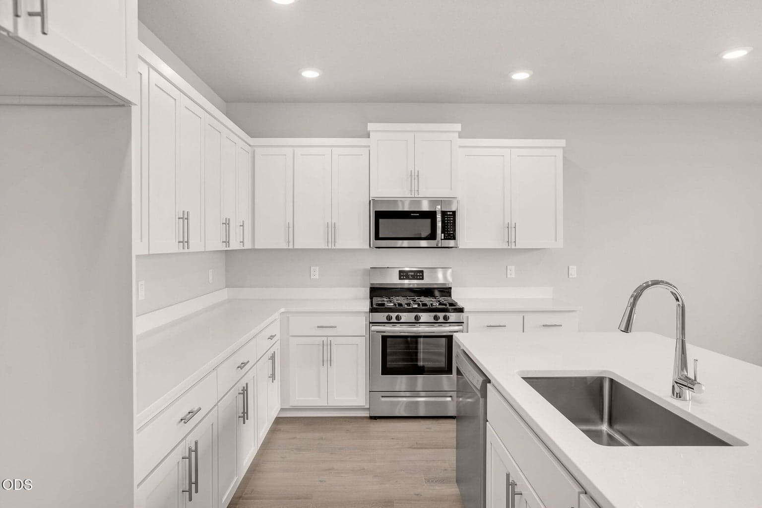 Photo of 63193 Carly Ln 8 of 39