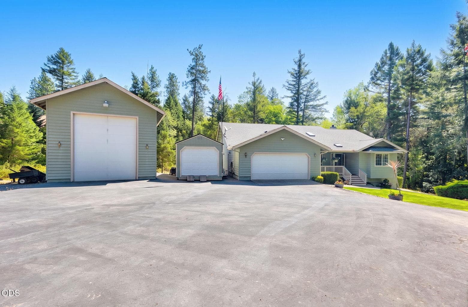 Photo of 141 Lappland Drive 1 of 61