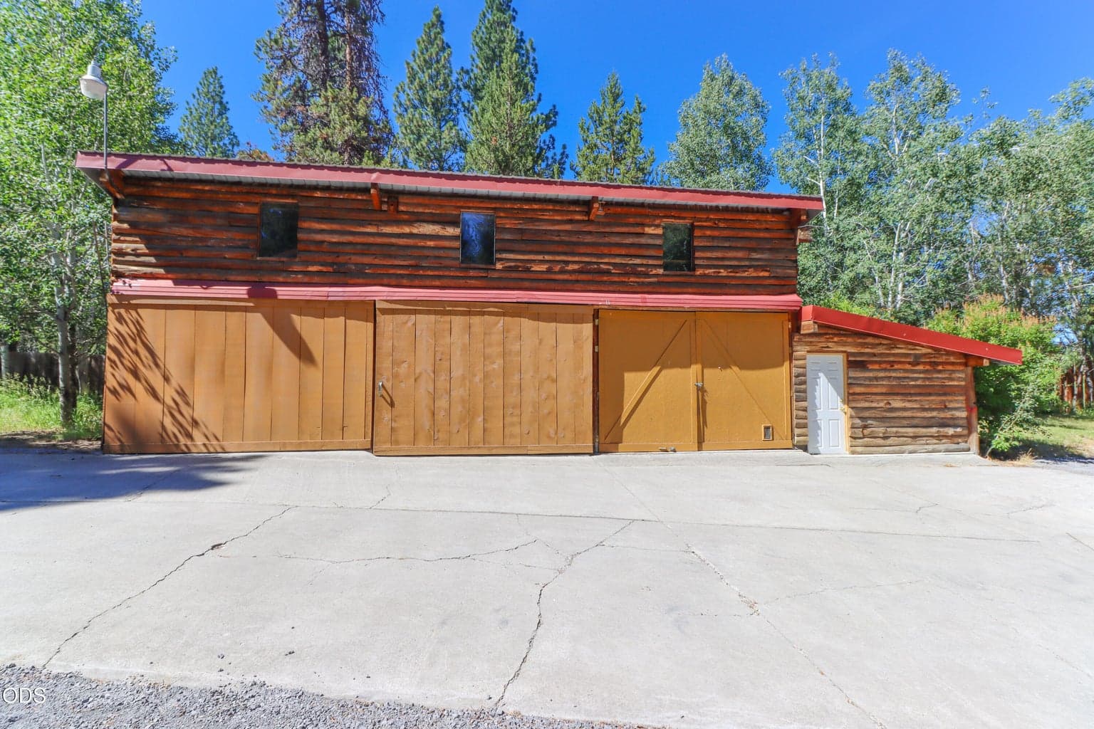 Detached 3 Car Garage