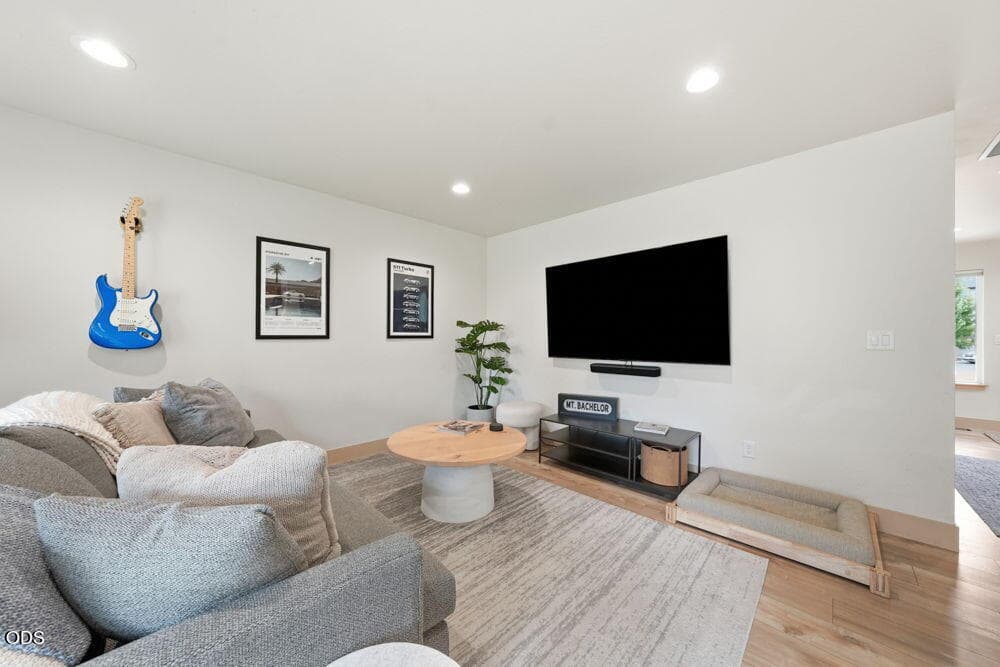 Photo of 62851 Daniel Road 5 of 12