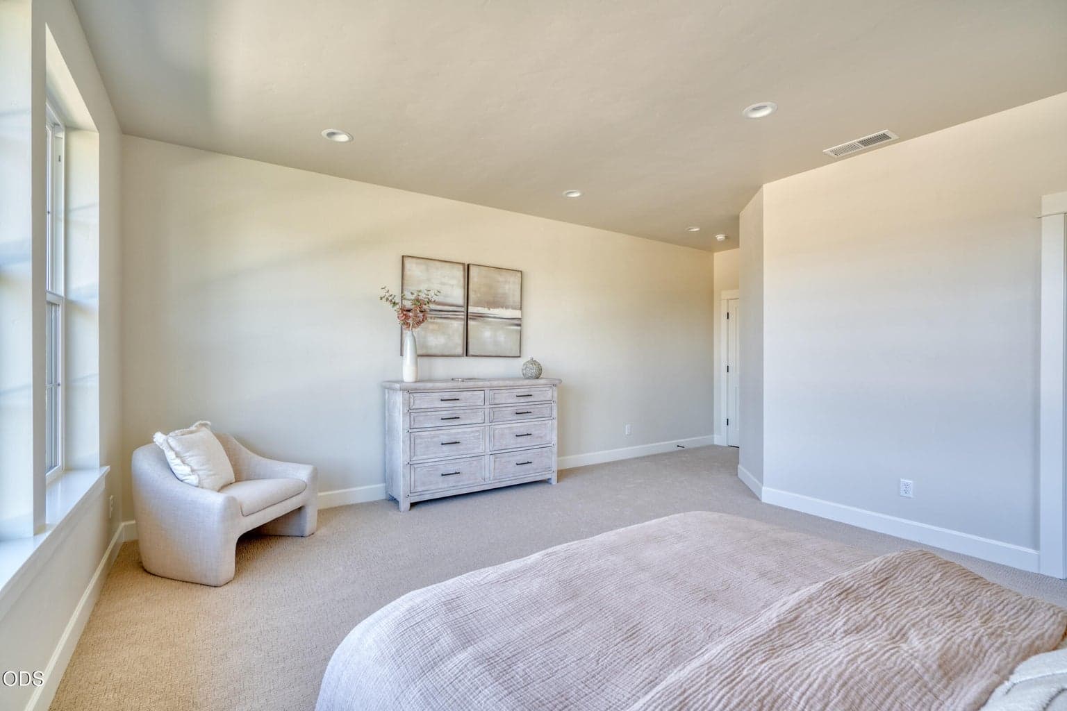 Photo of similar home, actual finishes and specs may vary