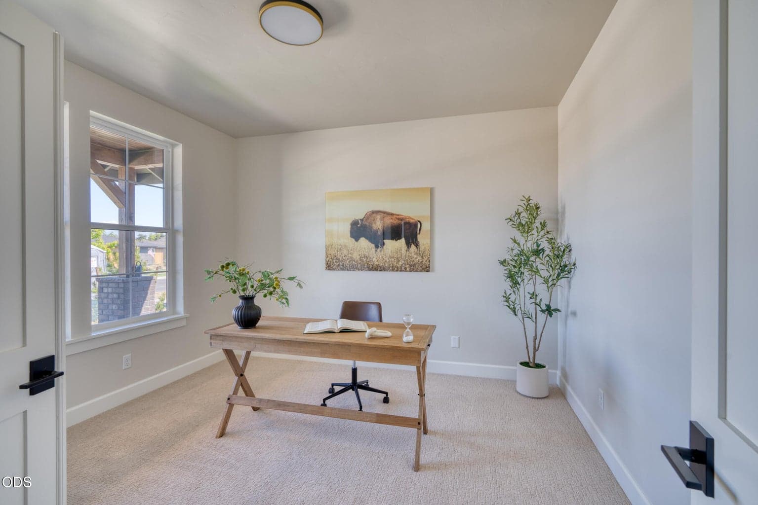 Photo of similar home, actual finishes and specs may vary