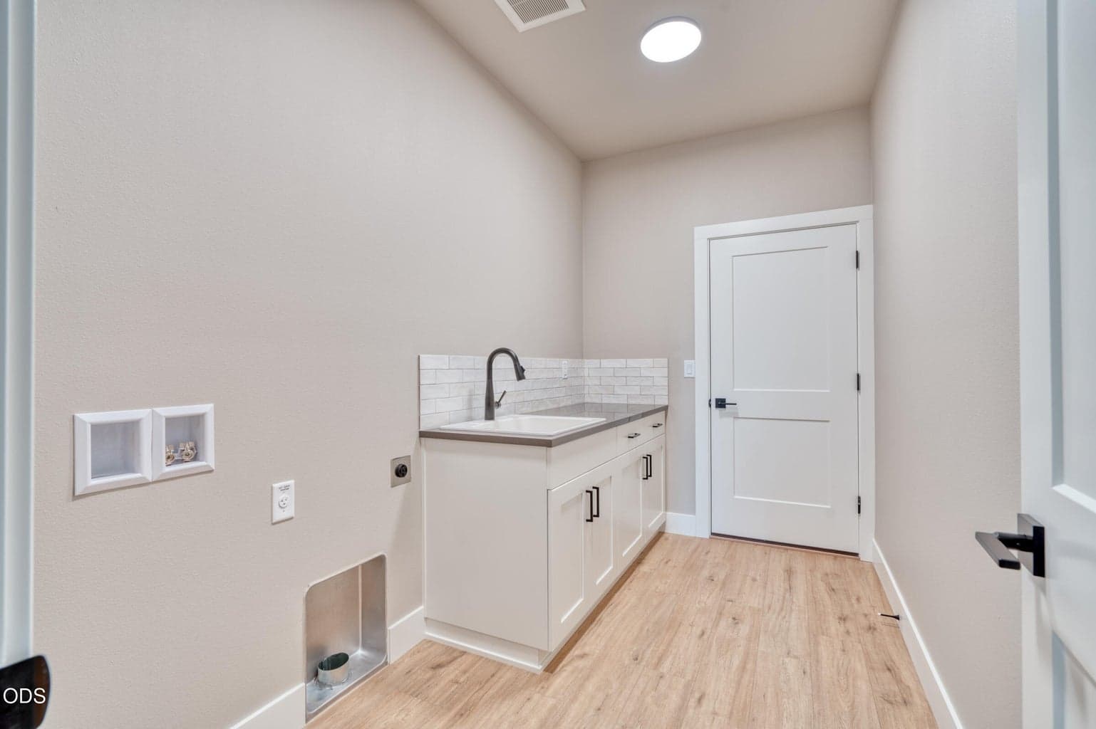 Photo of similar home, actual finishes and specs may vary