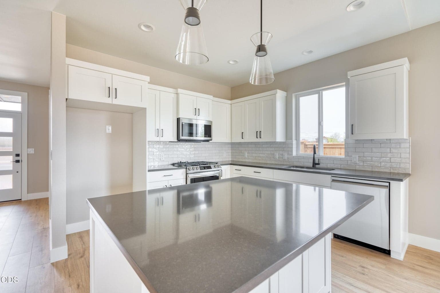 Photo of similar home, actual finishes and specs may vary