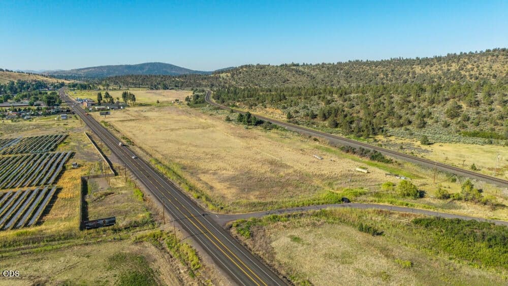 Photo of Hwy 97 5 of 26