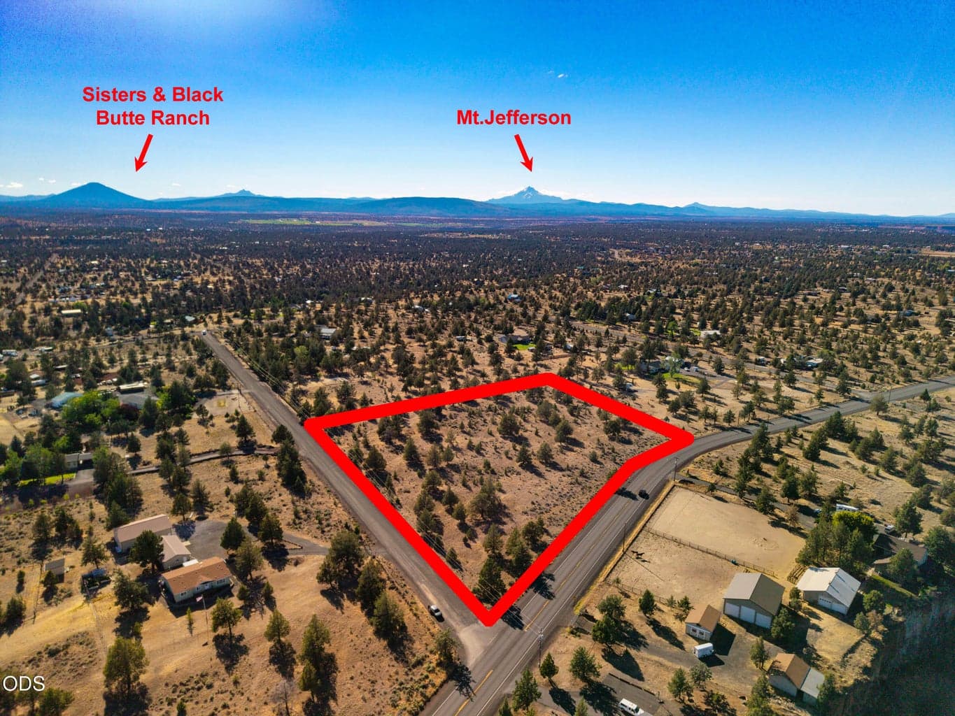 Photo of 16500 Chinook Drive 2 of 17