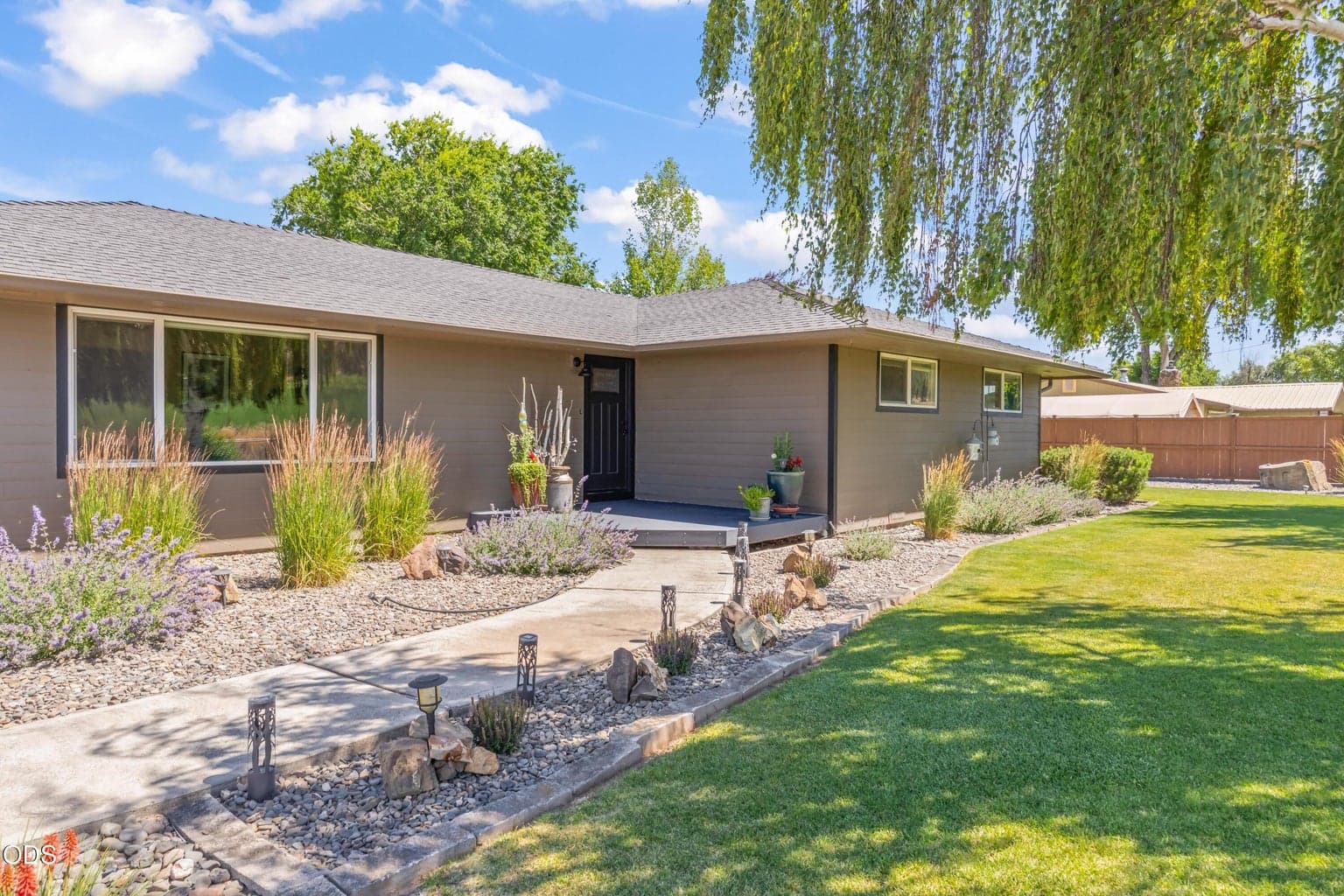 Photo of 2348 Barnes Road 3 of 40
