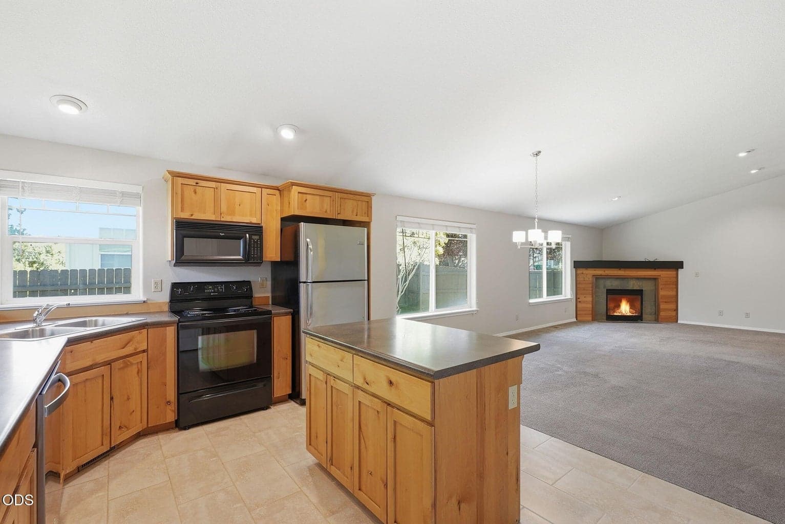 Photo of 408 NW 24th Place 14 of 32