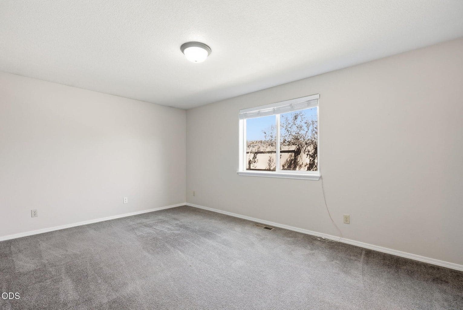 Photo of 408 NW 24th Place 20 of 32