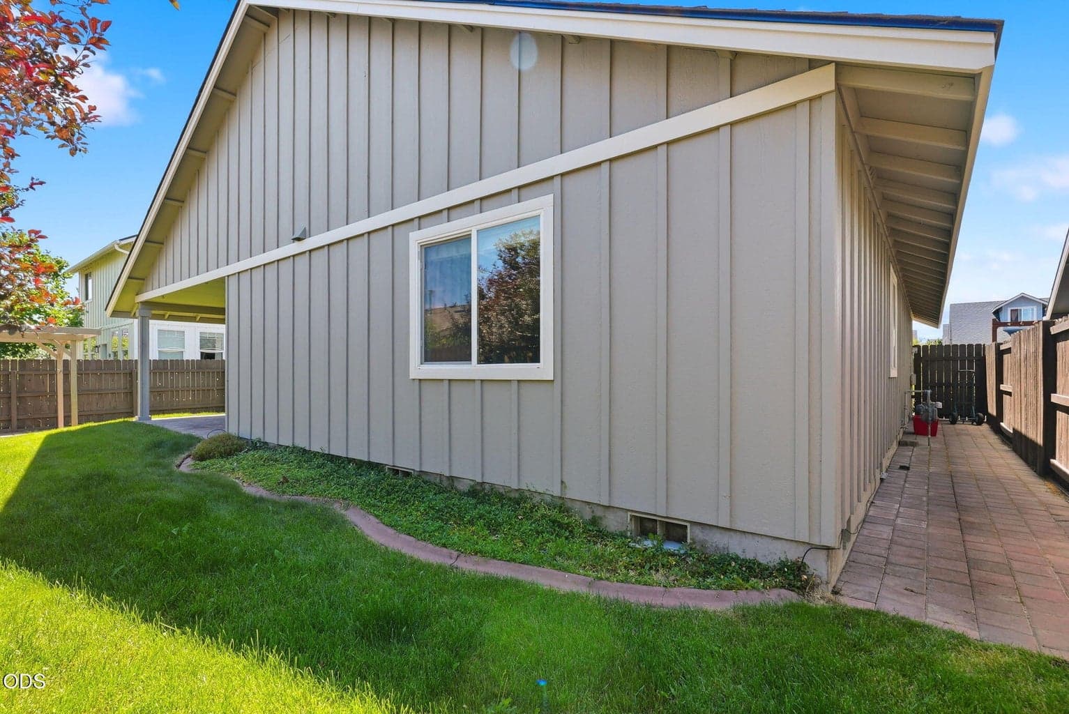 Photo of 408 NW 24th Place 30 of 32