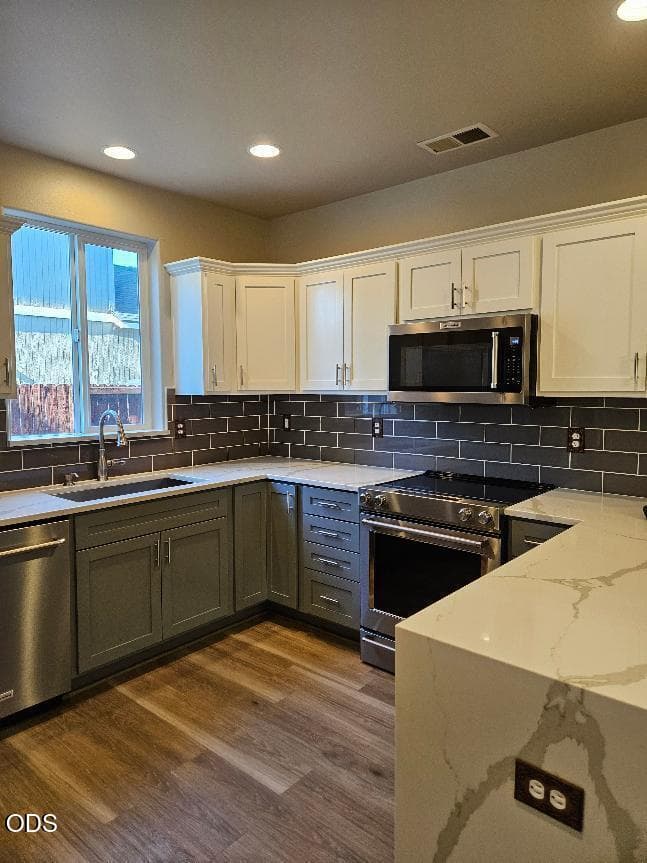 Photo of 1320 3rd Street 5 of 11
