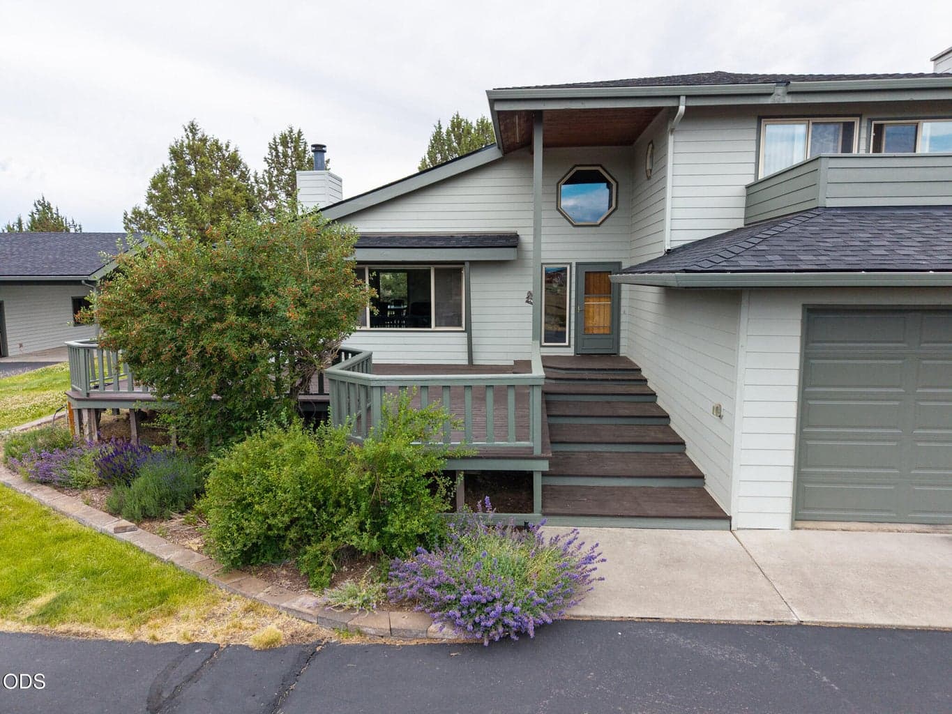 Photo of 61670 Somerset Drive 3 of 62