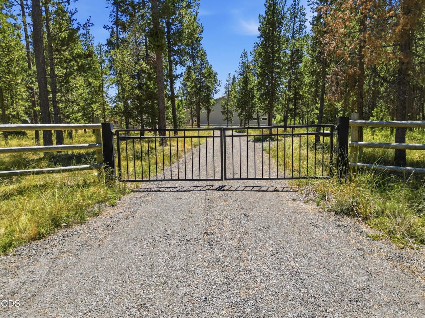 Photo of 17043 Elsinore Road 13 of 27