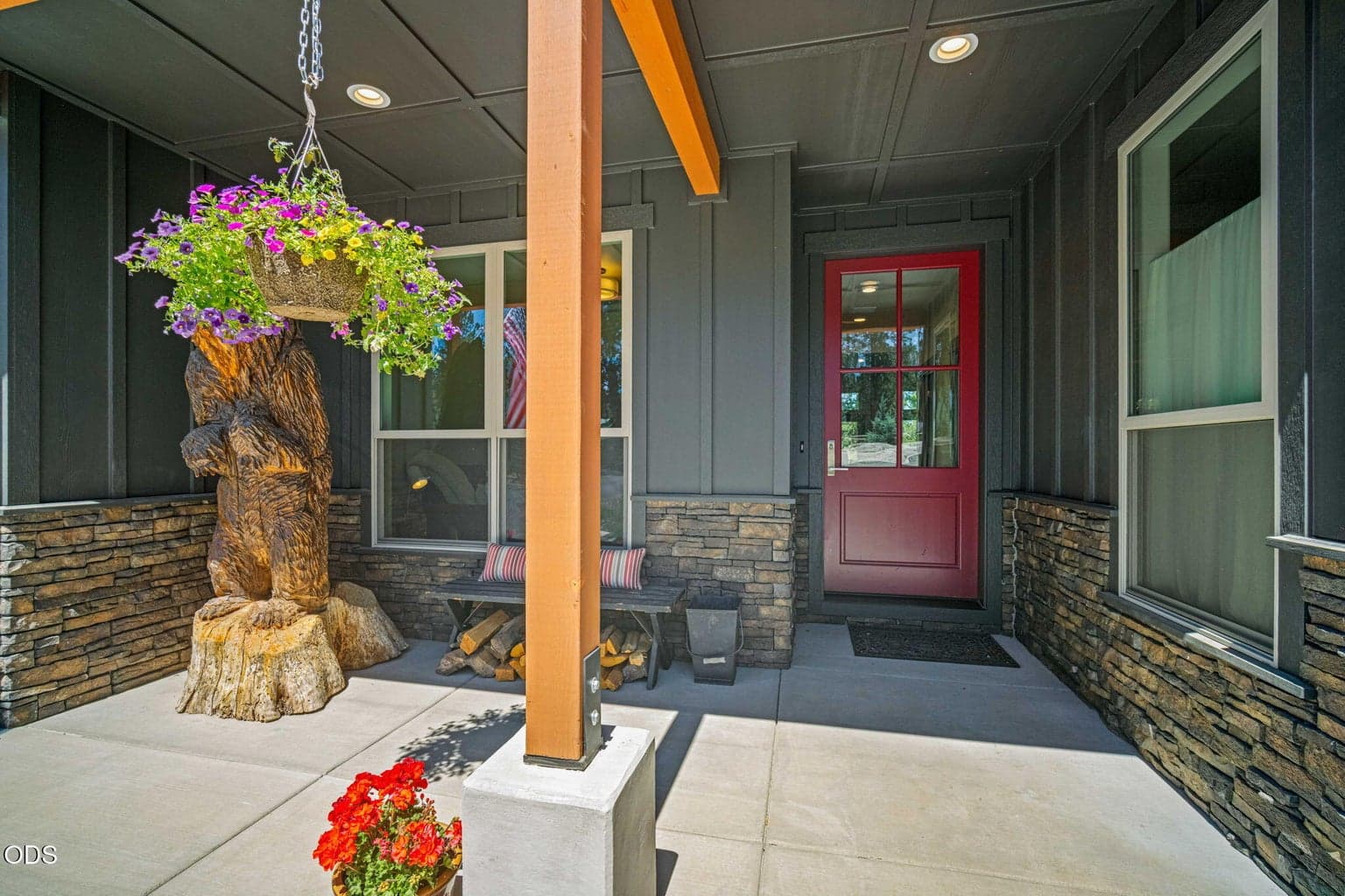 Photo of 54635 Silver Fox Drive 3 of 63