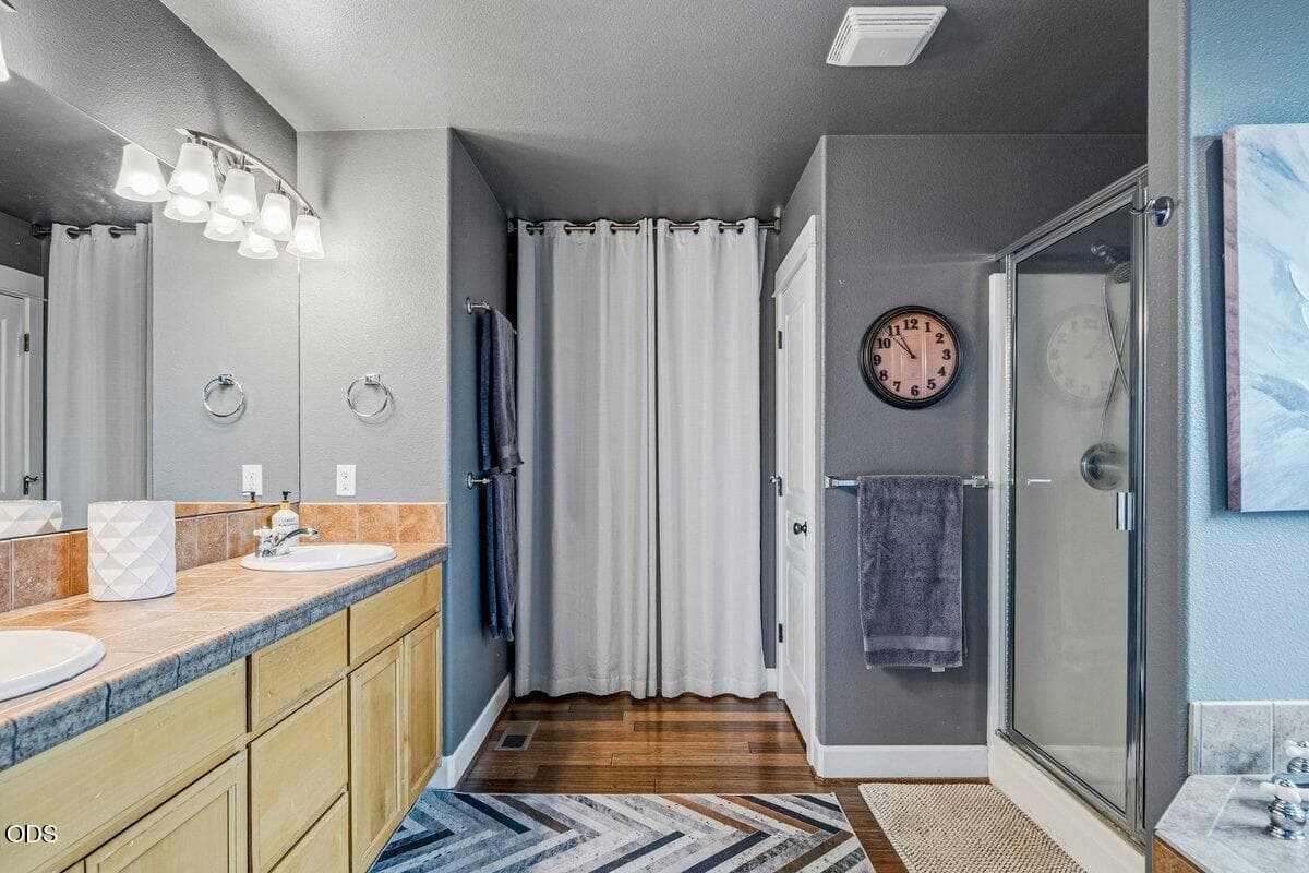 Photo of 19411 Brookside Way 14 of 22