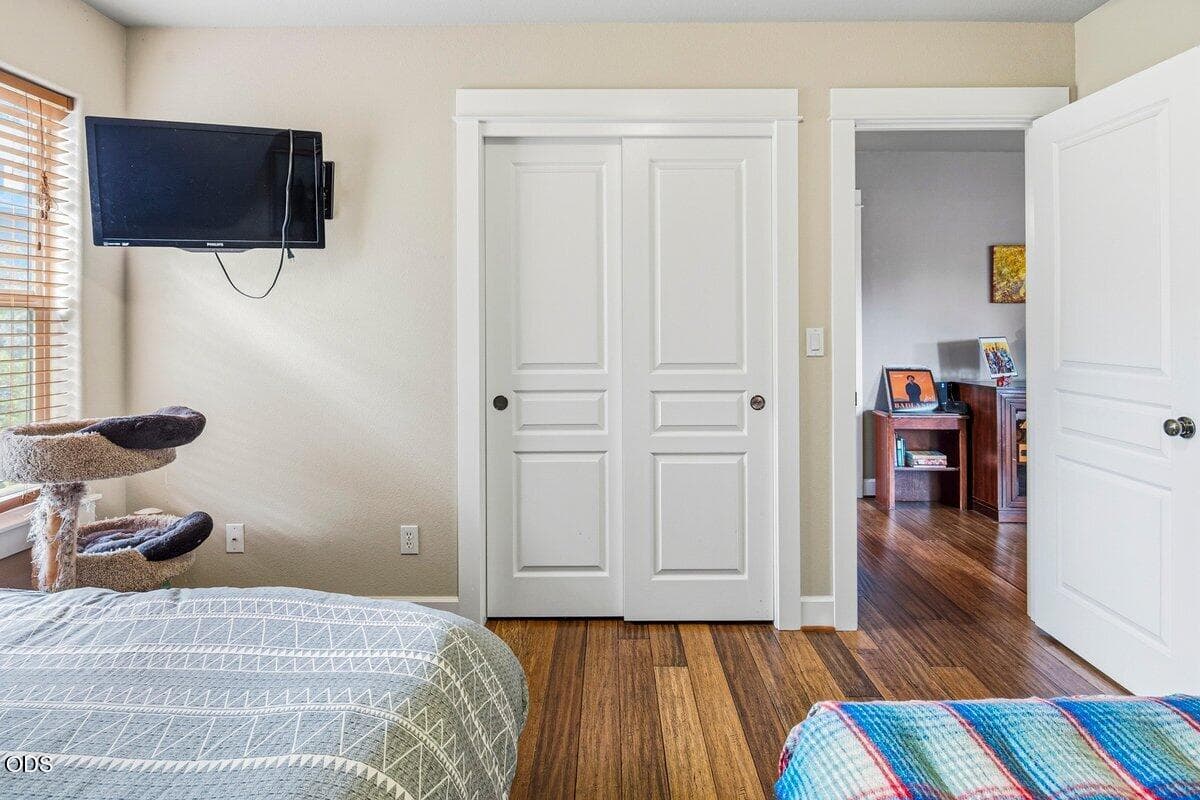 Photo of 19411 Brookside Way 15 of 22