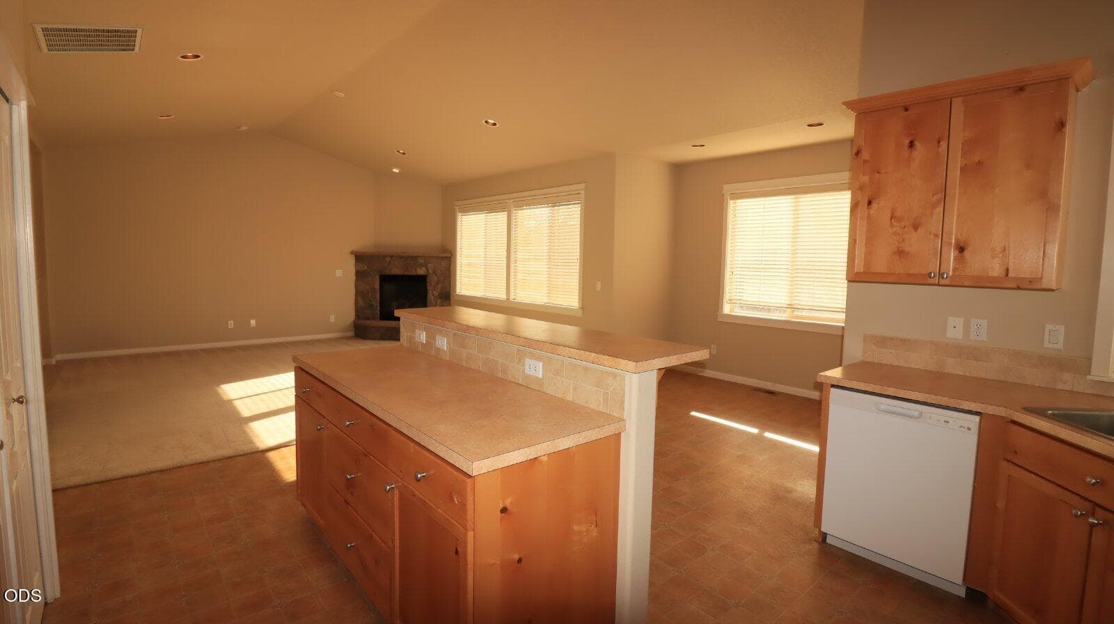 Photo of 540 28th Street 2 of 31