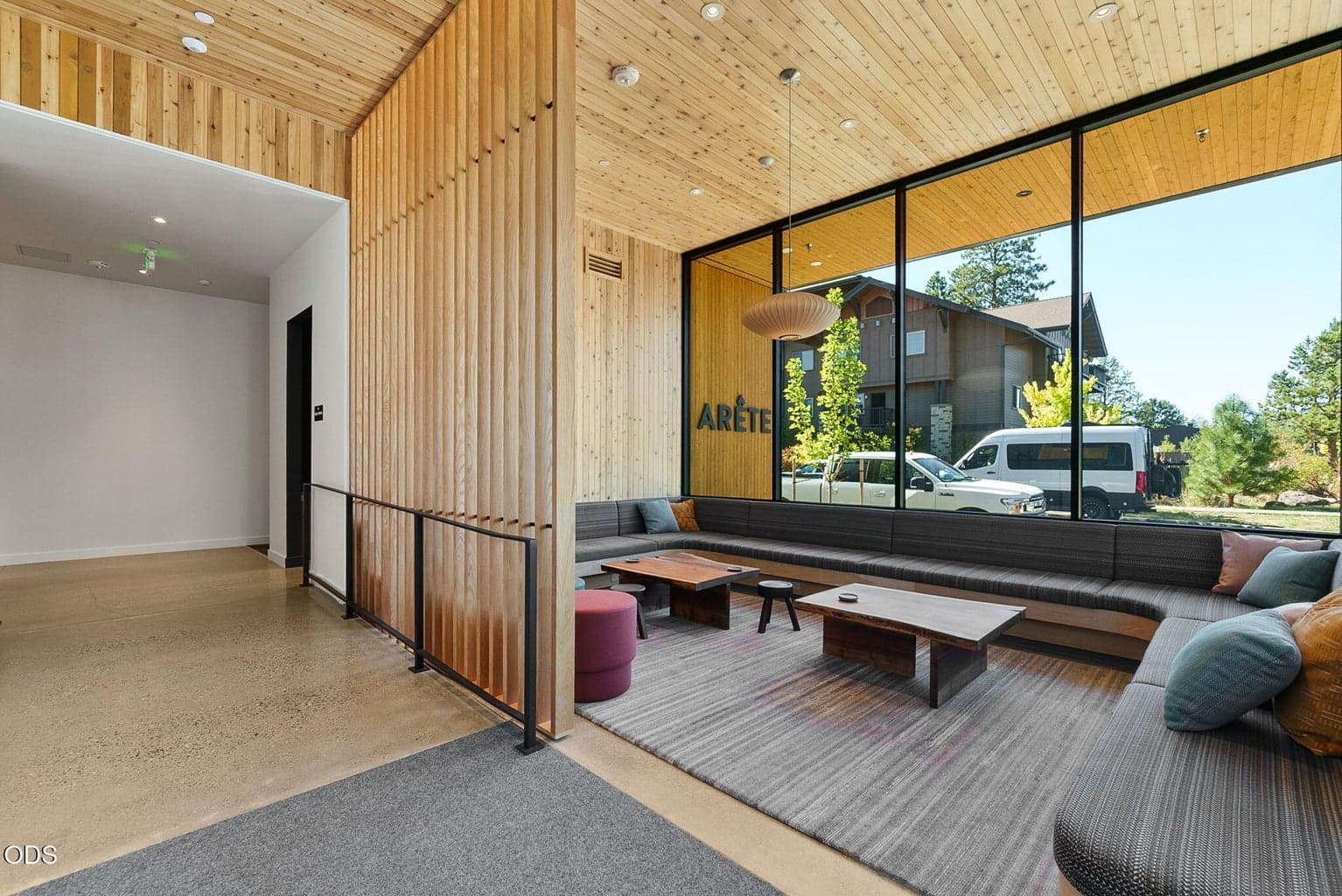 Photo of 2745 Ordway Avenue 6 of 35