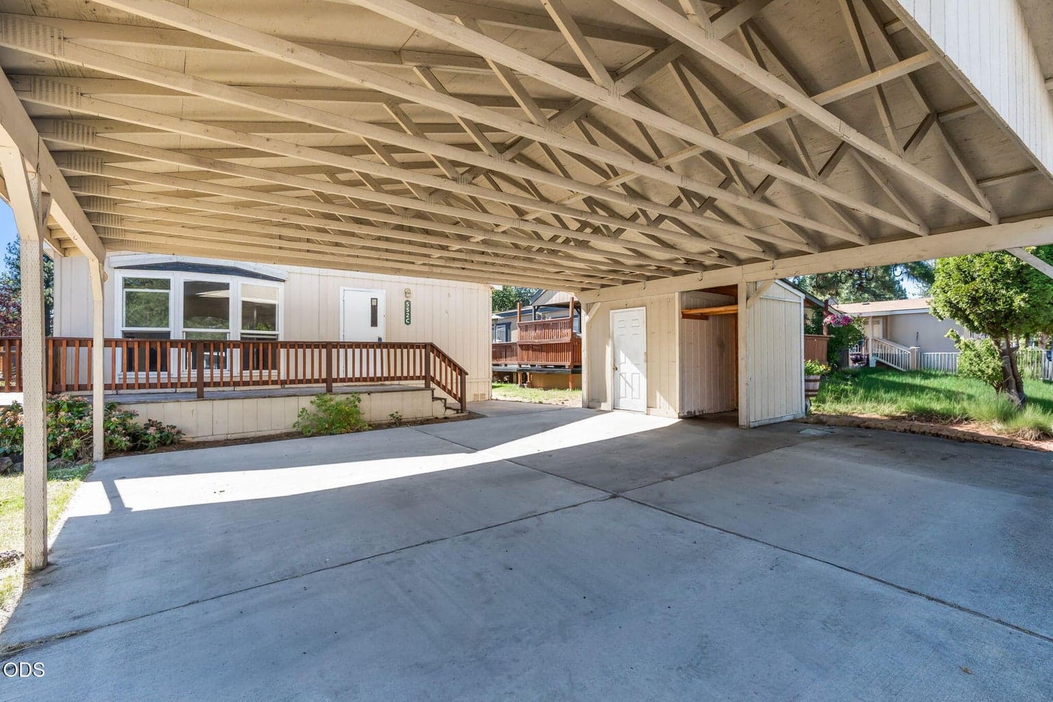 Photo of 61000 Brosterhous Road 4 of 23