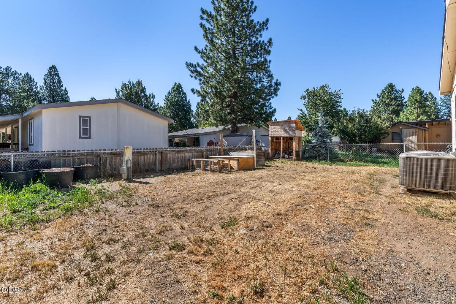 Photo of 61000 Brosterhous Road 21 of 23
