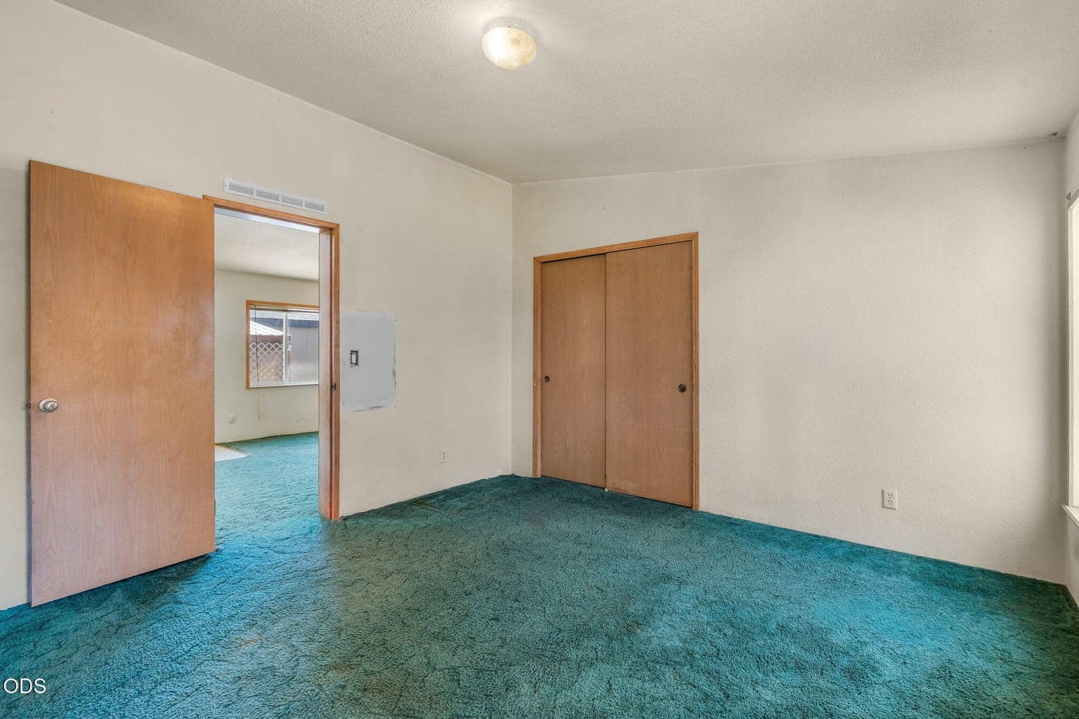 Photo of 61000 Brosterhous Road 14 of 23