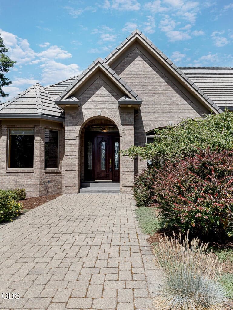 Photo of 11707 Kestrel Road 3 of 65