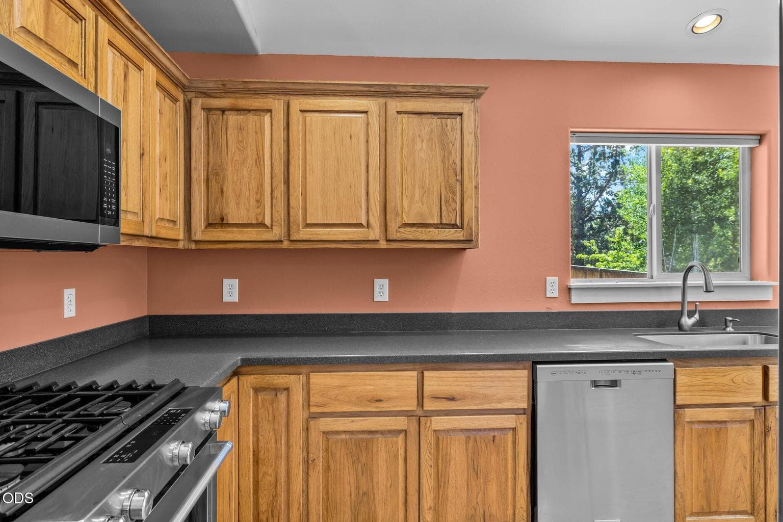 Photo of 20729 Nicolette Drive 13 of 41