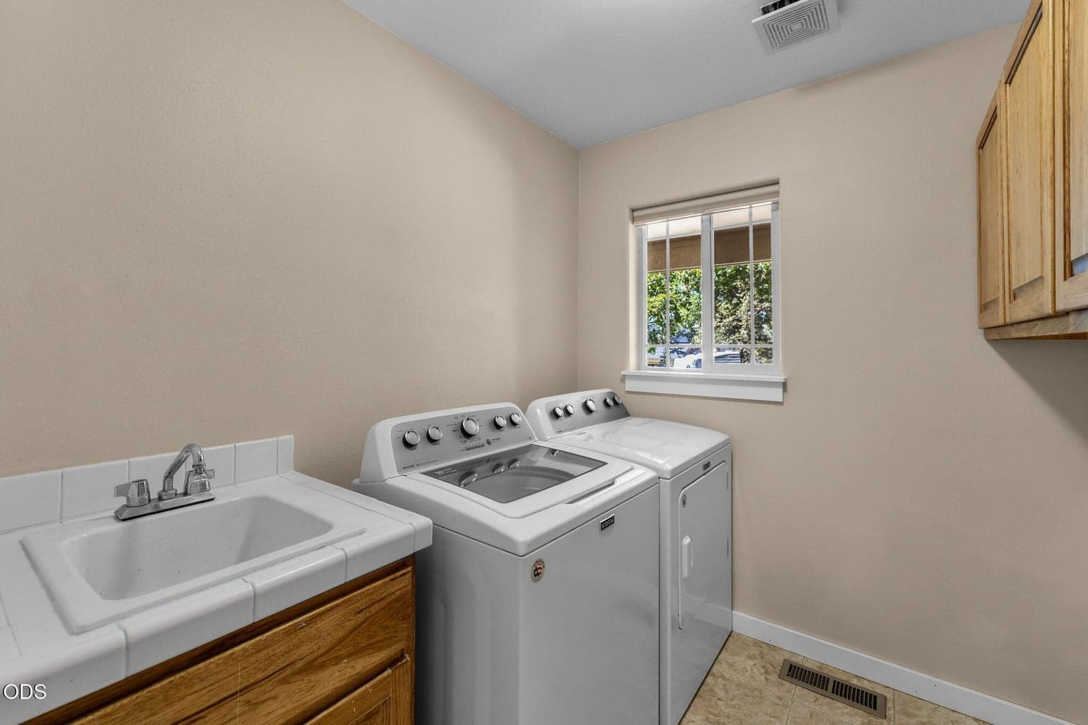 Photo of 20729 Nicolette Drive 16 of 41