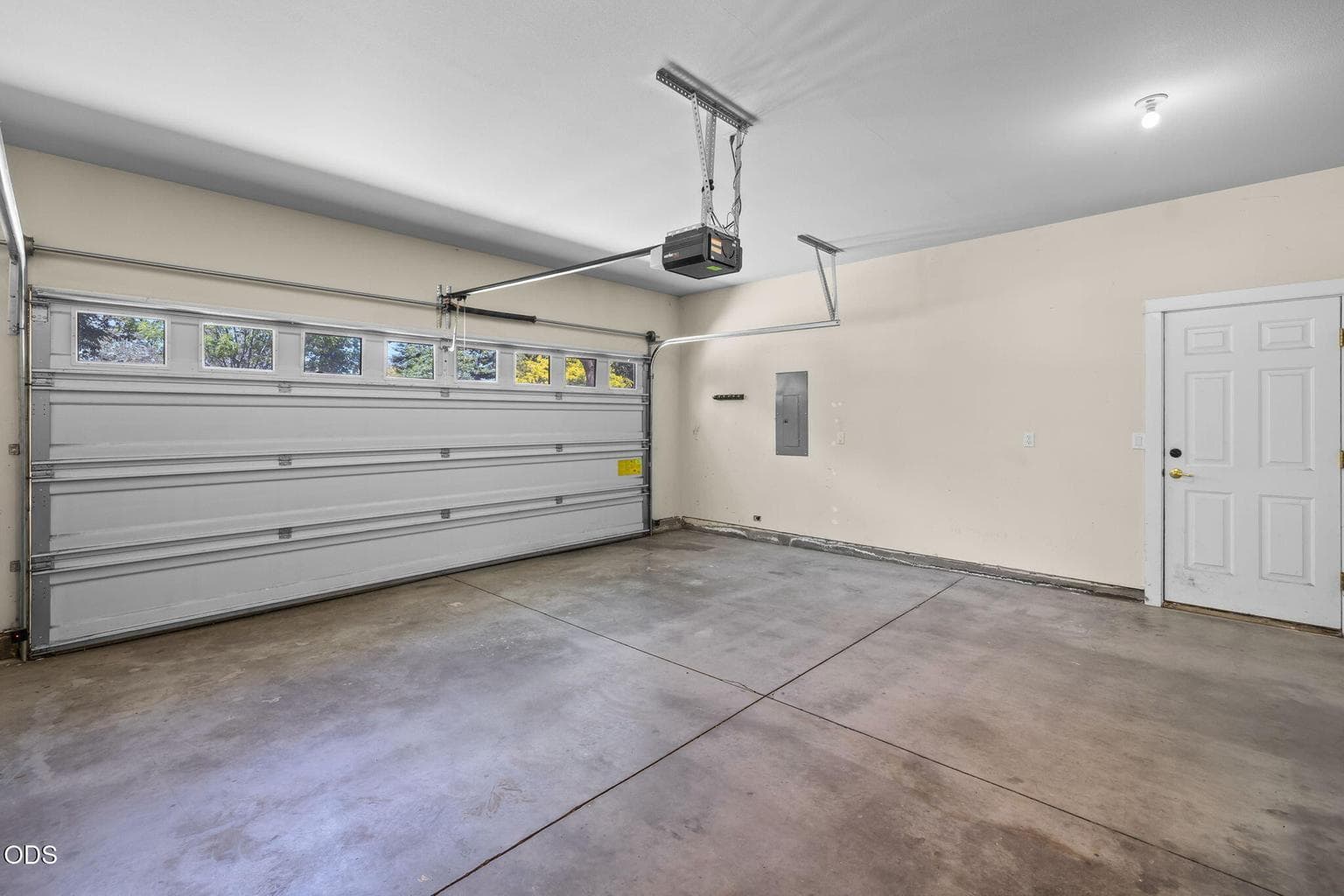 Photo of 20729 Nicolette Drive 31 of 41