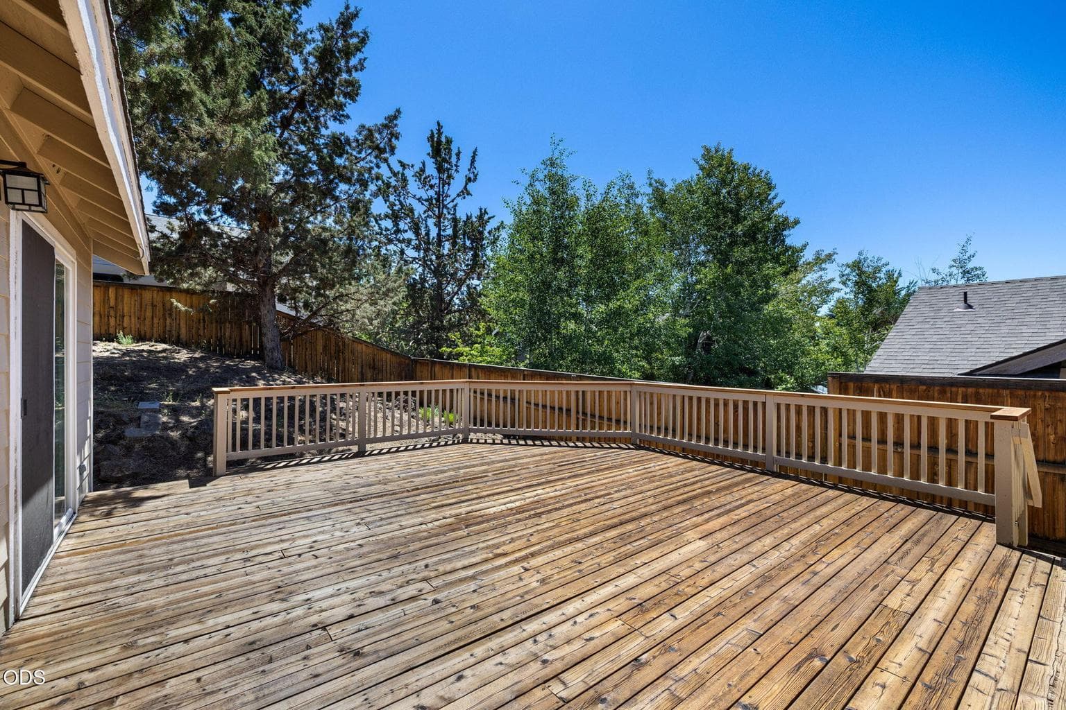 Photo of 20729 Nicolette Drive 33 of 41