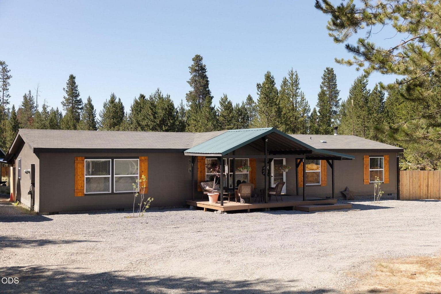 12234 Alderwood