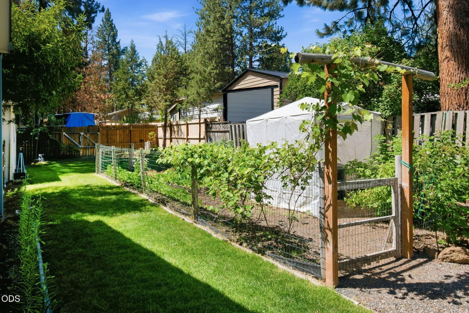 Photo of 60975 McMullin Drive 23 of 26