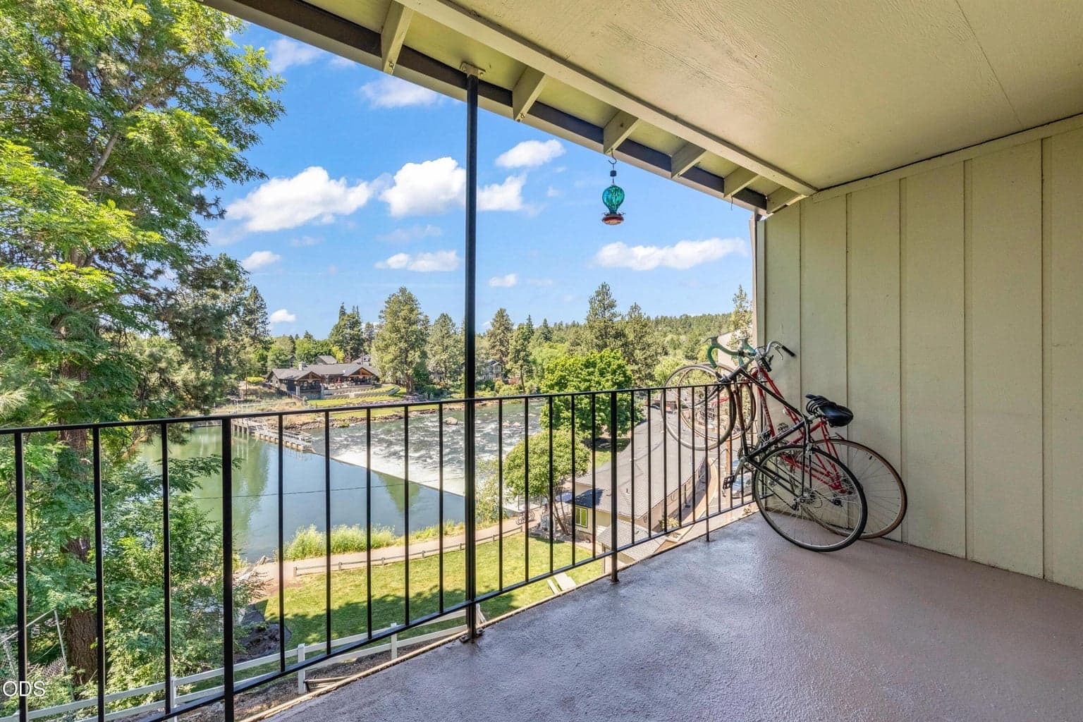 Photo of 1565 Wall Street 2 of 22