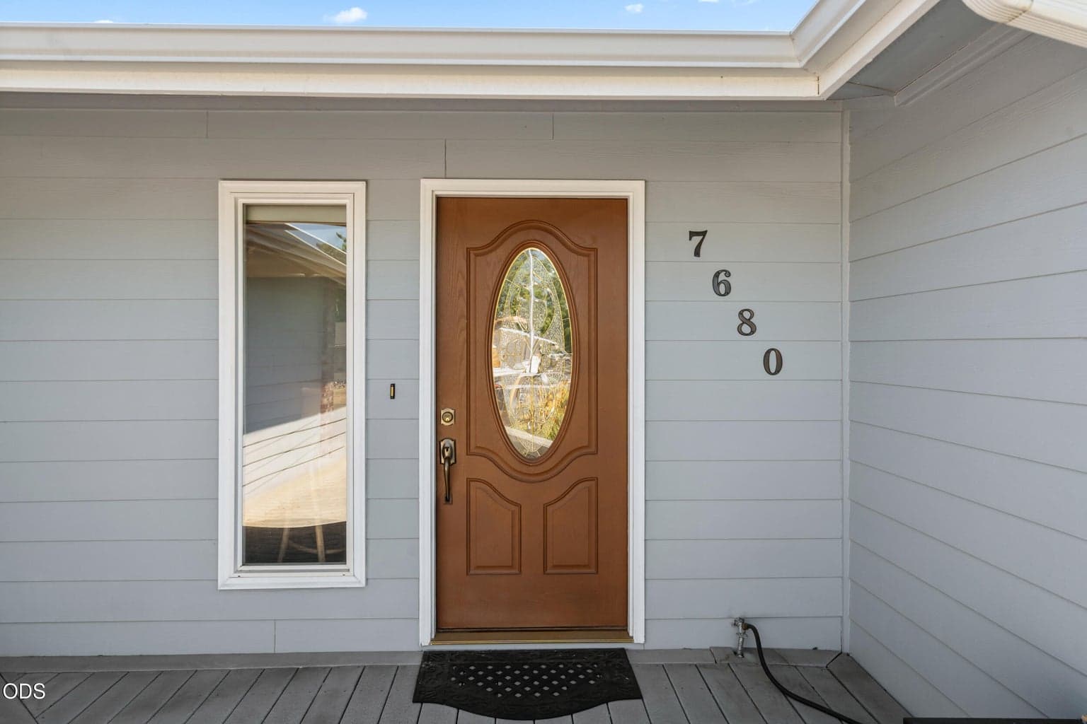 Photo of 7680 Gladstone Avenue 4 of 30
