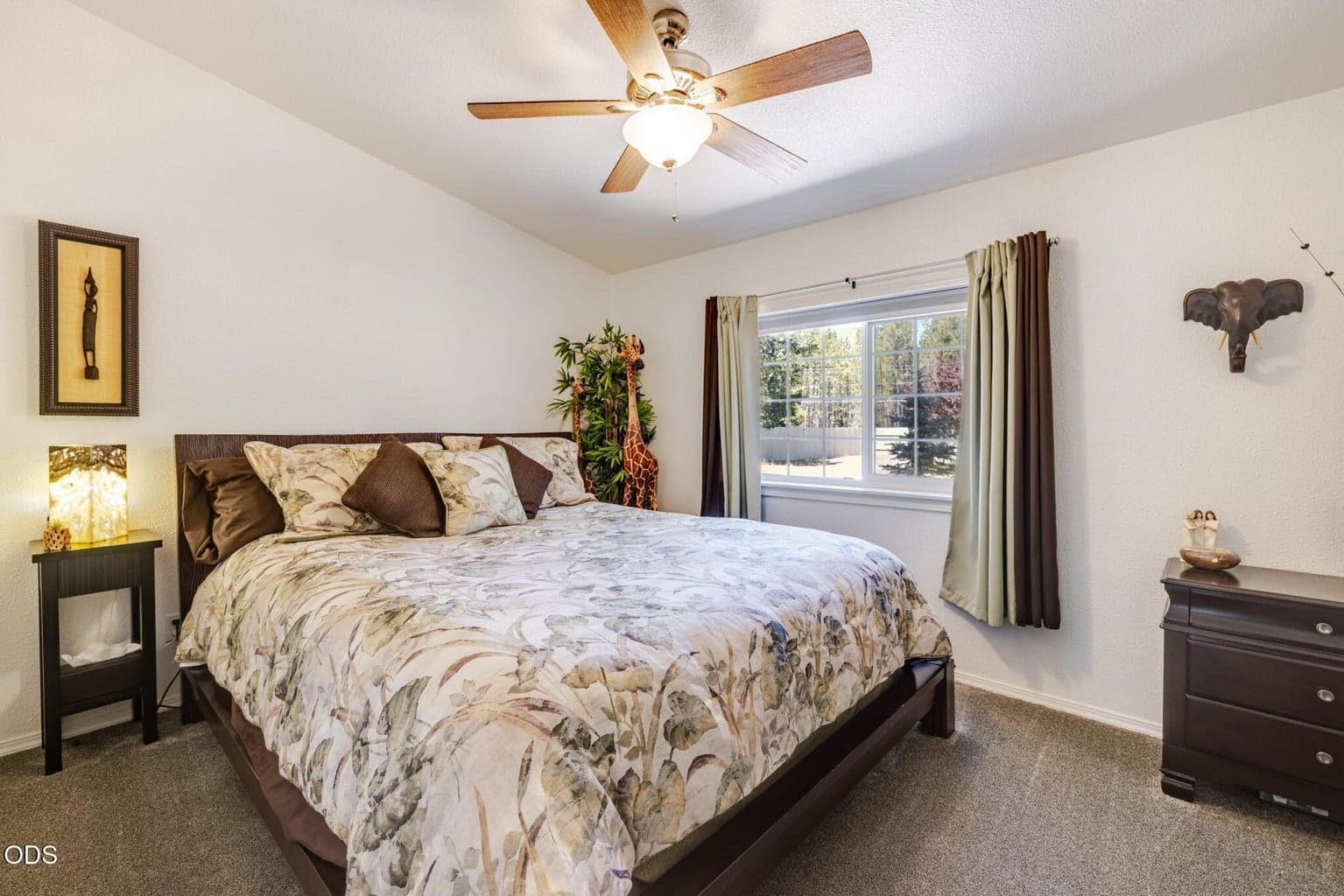 Photo of 15775 Twin Drive 15 of 36