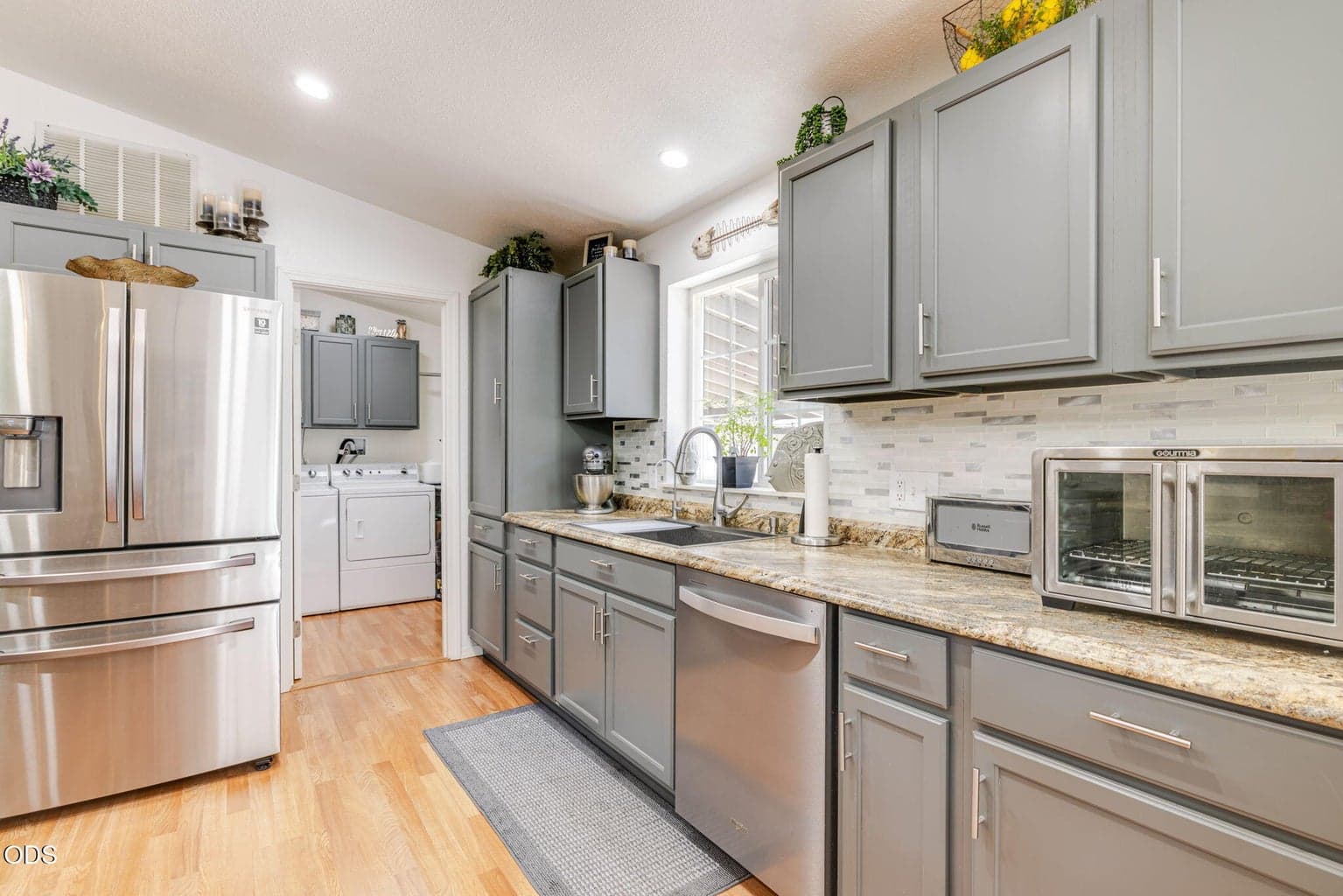 Photo of 15775 Twin Drive 9 of 36