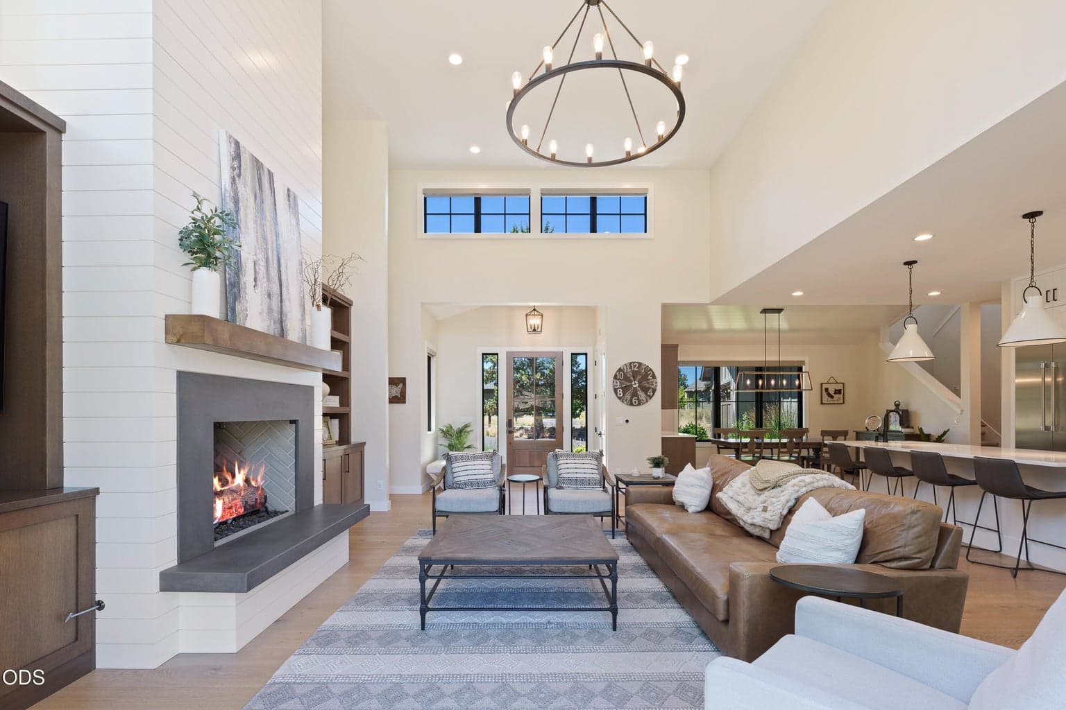 Photo of 61546 Hosmer Lake Drive 7 of 48