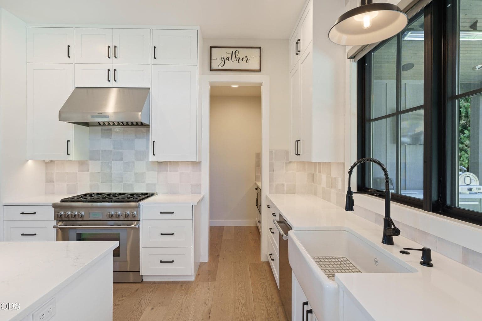 Photo of 61546 Hosmer Lake Drive 14 of 48