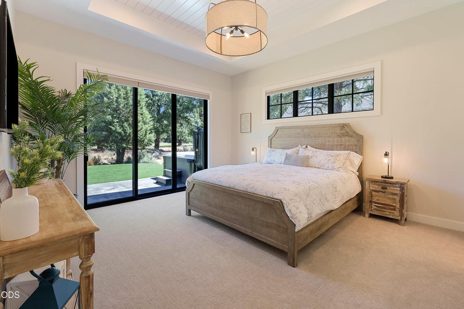 Photo of 61546 Hosmer Lake Drive 20 of 48