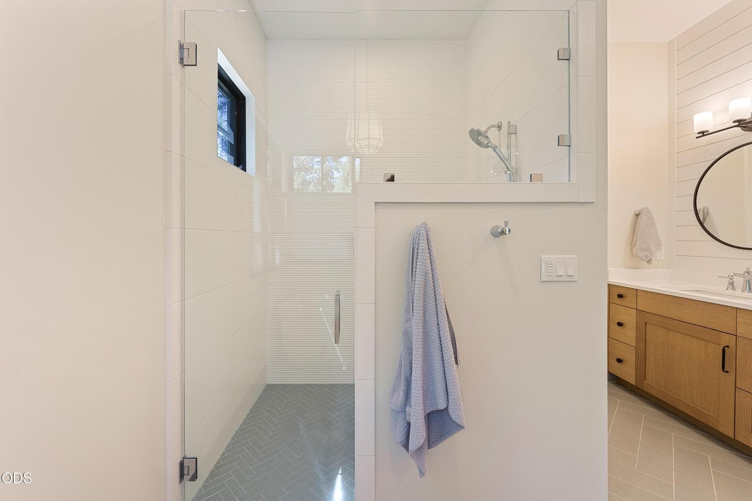 Photo of 61546 Hosmer Lake Drive 25 of 48