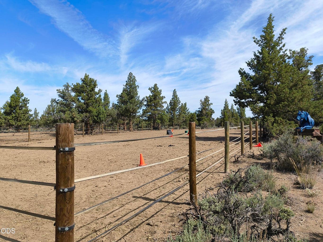 Photo of 23055 Timland Lane 9 of 17