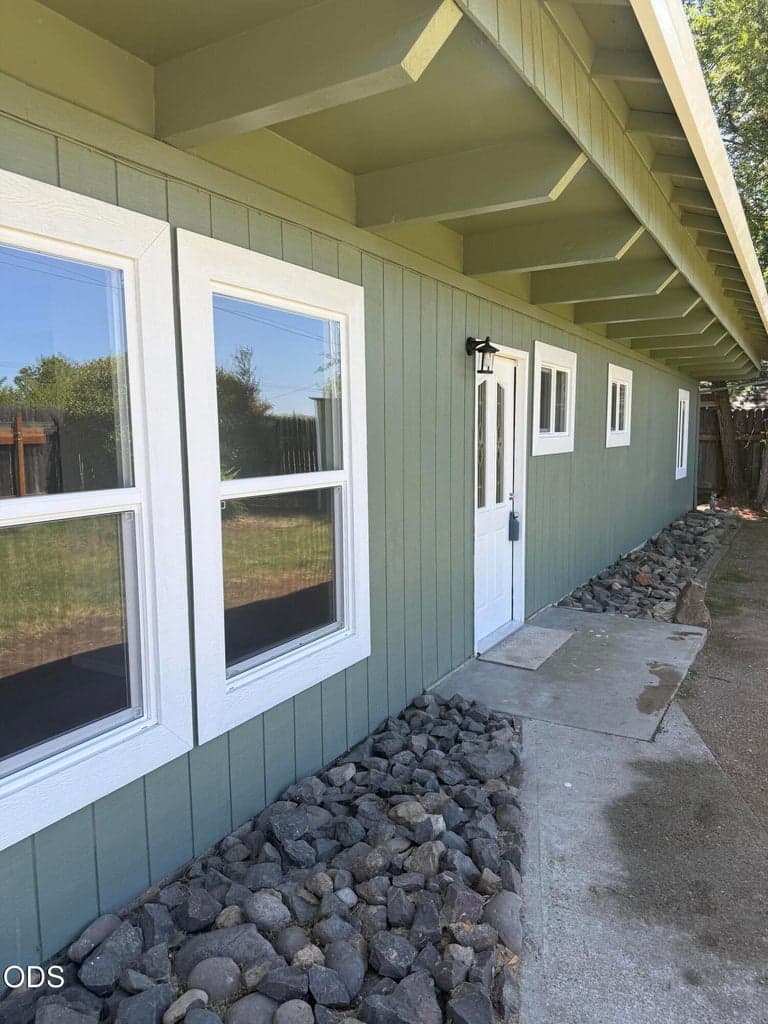 Photo of 3880 Antelope Road 2 of 24