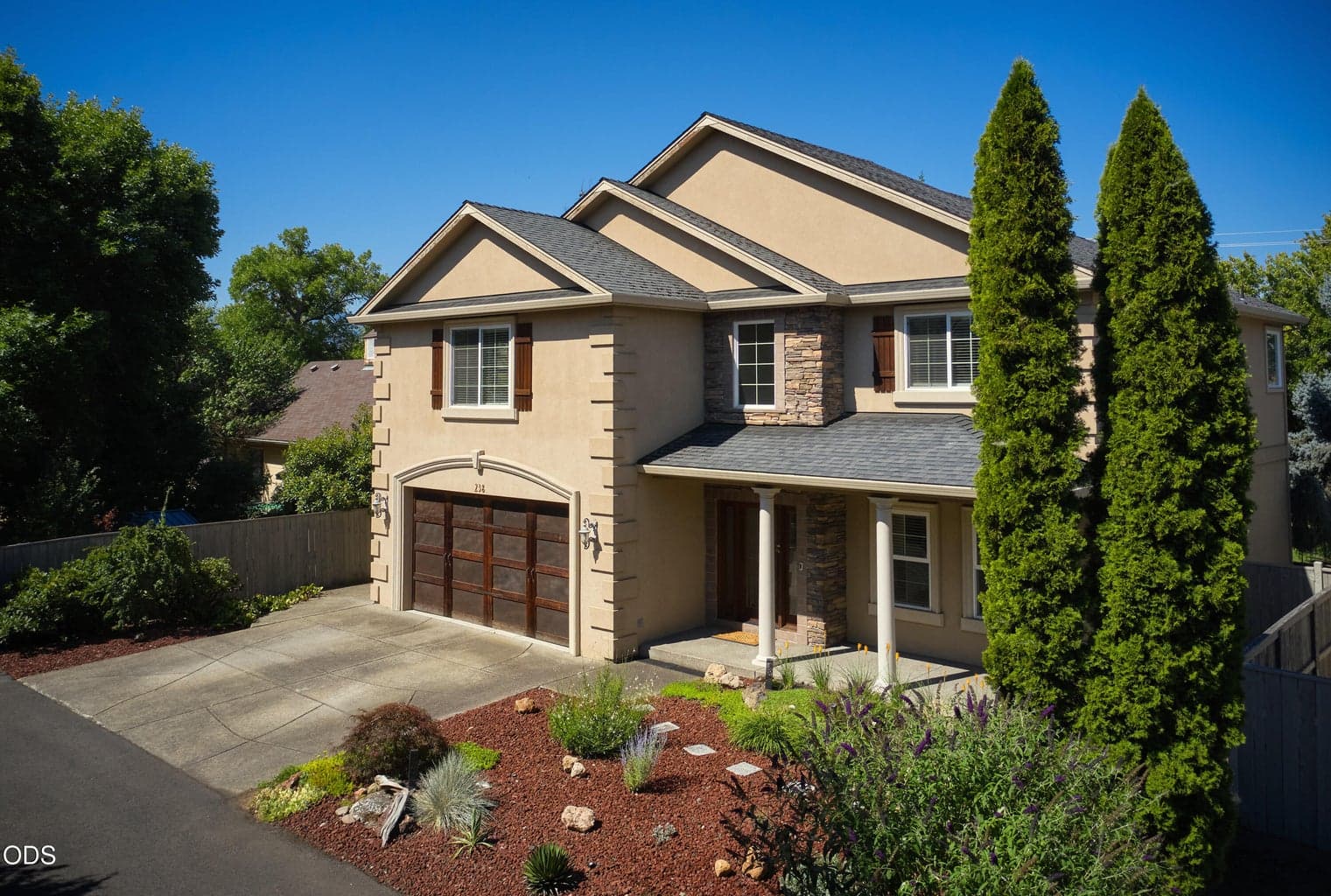 Photo of 238 Fieldbrook Court 4 of 61