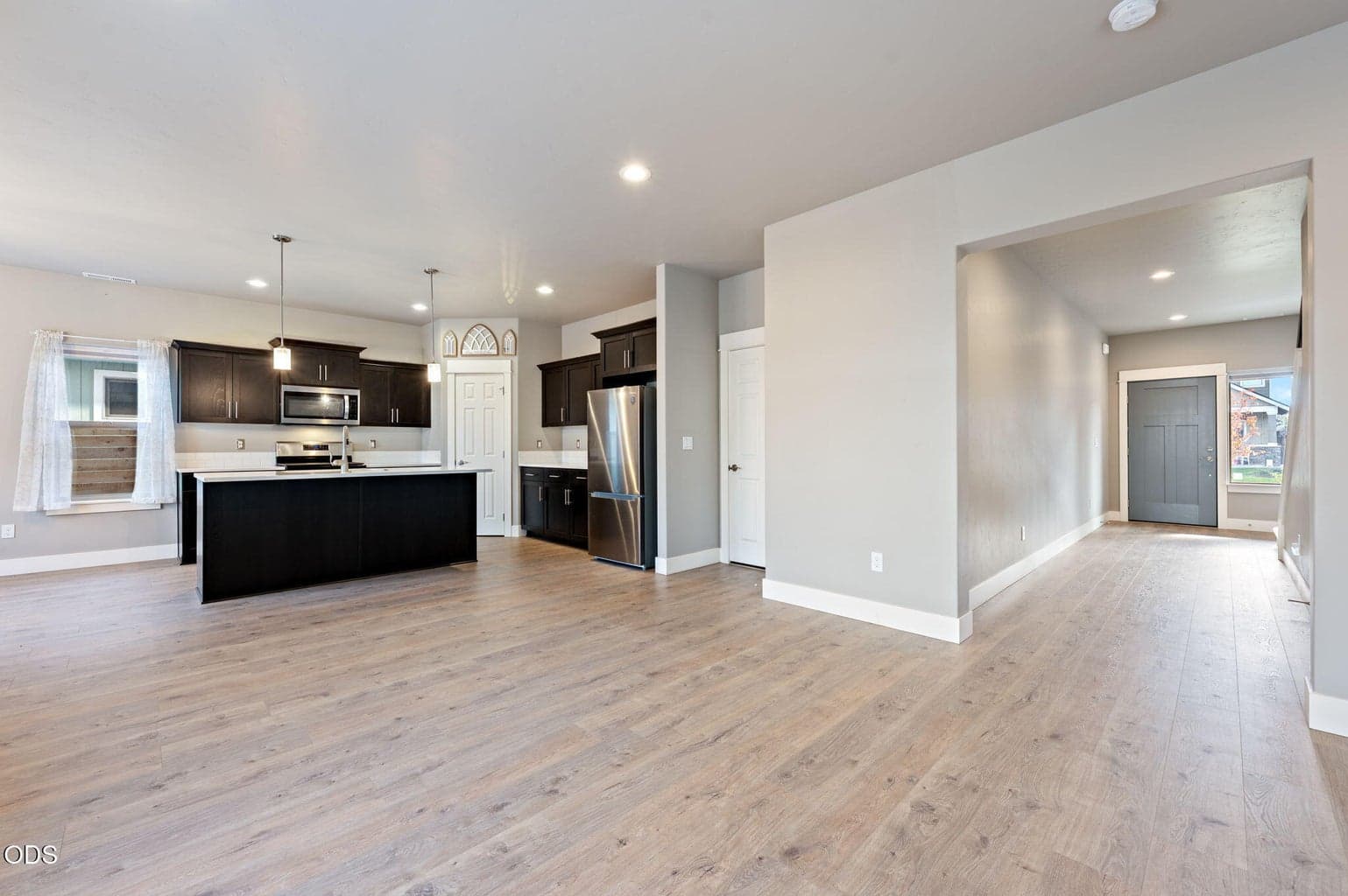 Photo of 20606 Slate Avenue 4 of 38
