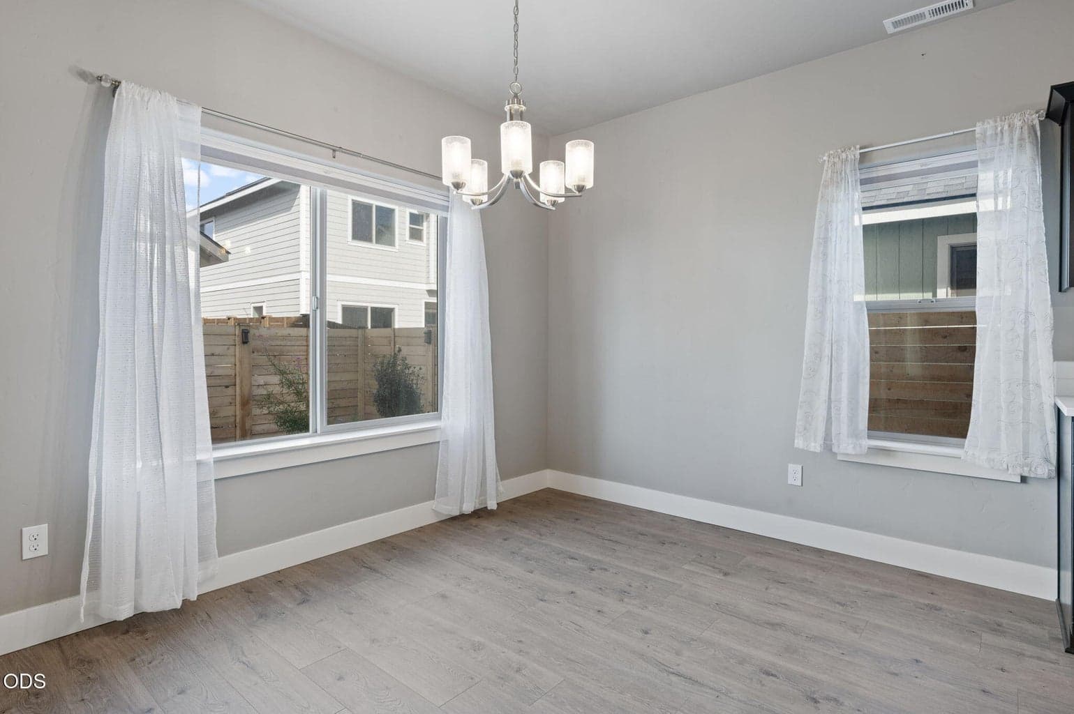 Photo of 20606 SE Slate Avenue 6 of 38