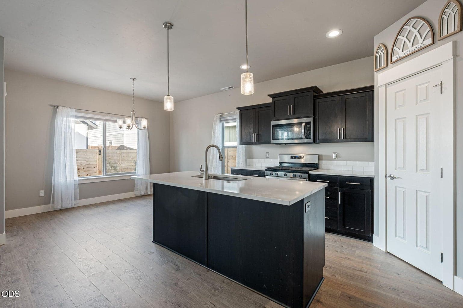 Photo of 20606 SE Slate Avenue 9 of 38