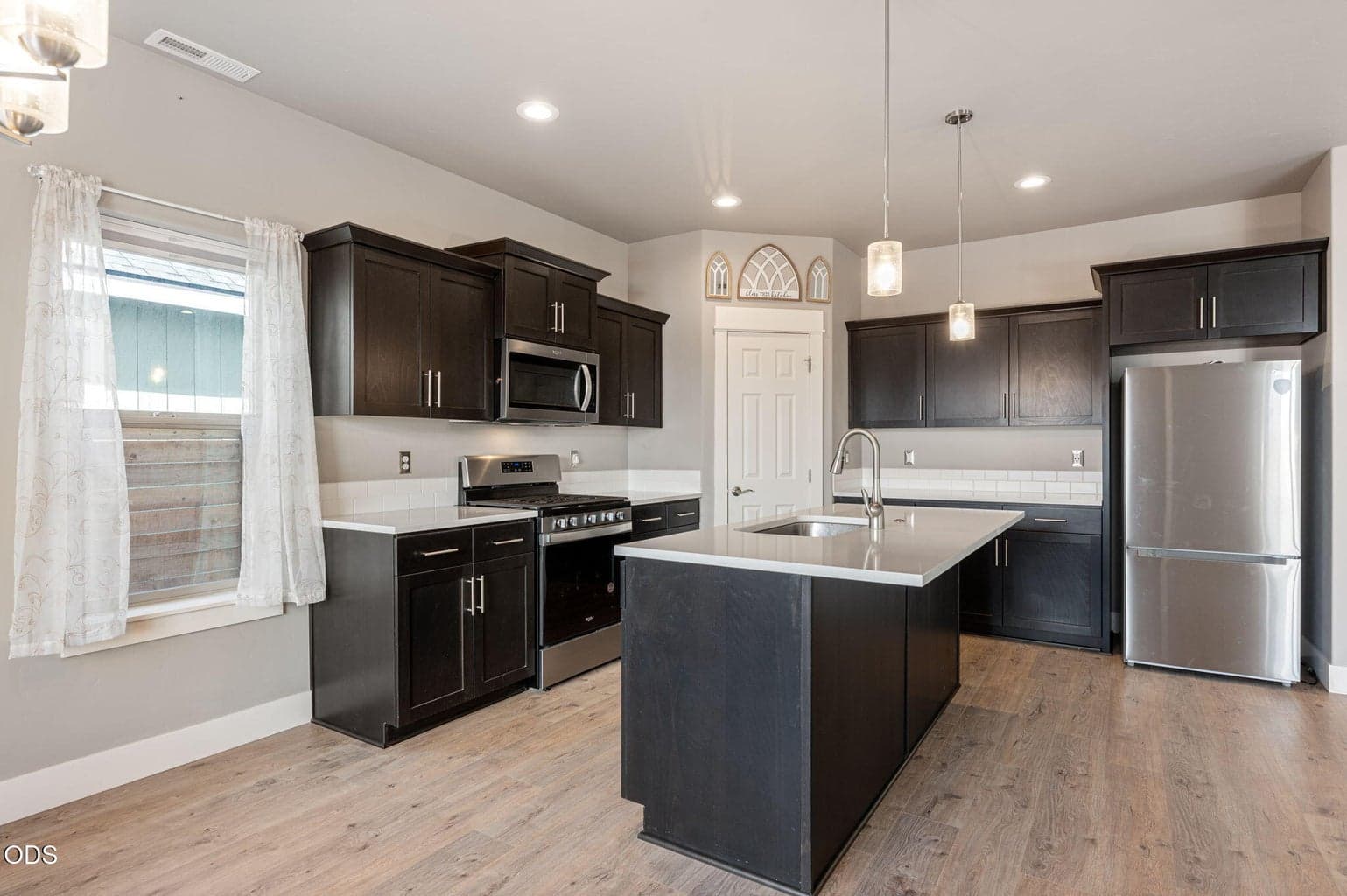 Photo of 20606 SE Slate Avenue 10 of 38